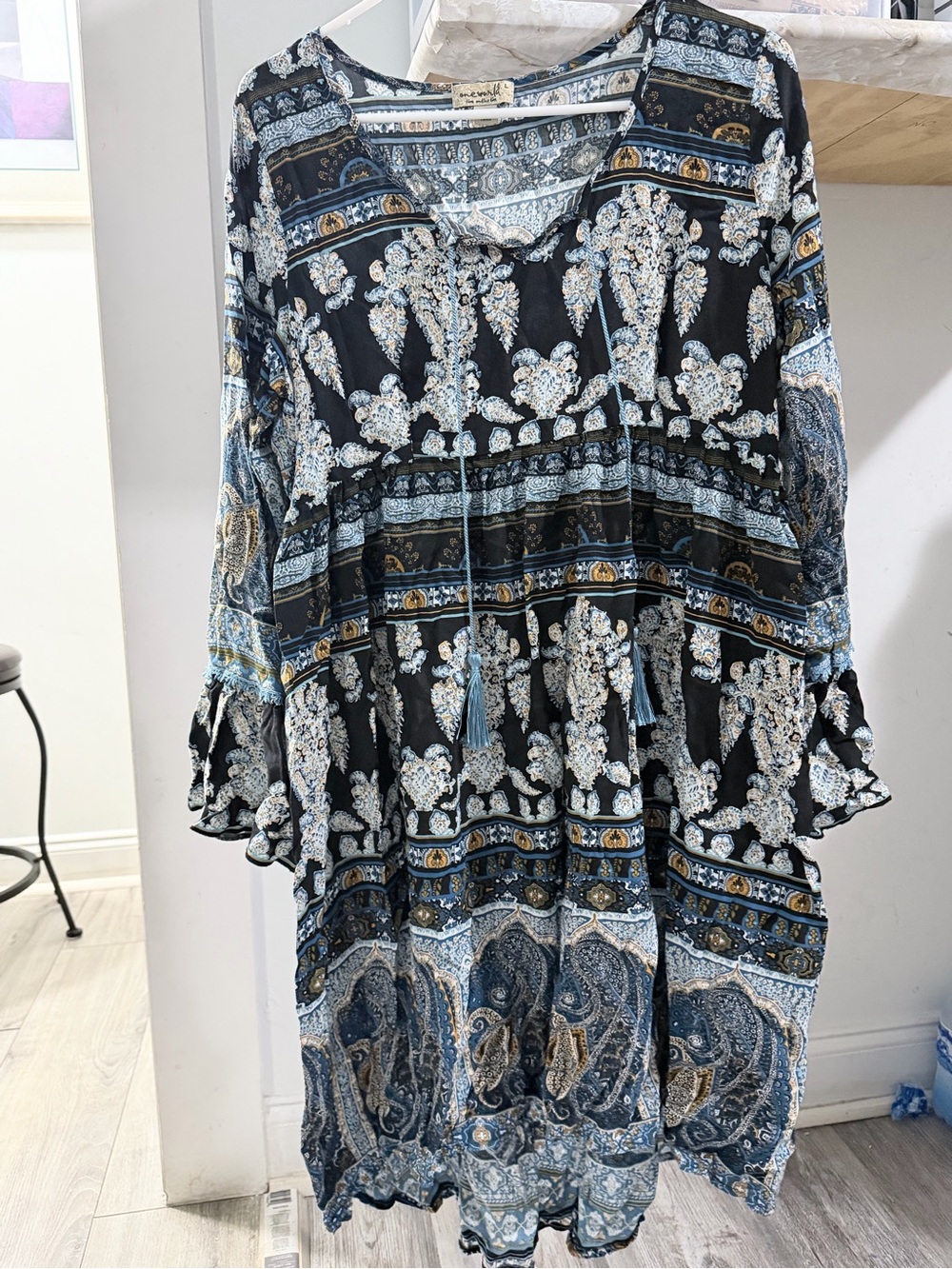 ONE WORLD Blue and Black Paisley Print Tunic Top